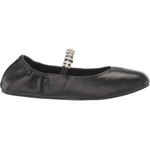 Black ballet flats